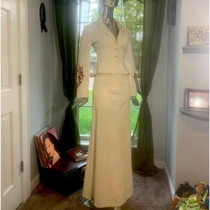 VINTAGE  Isabel De Pedro(Mr Cat) These piece are amazing… corduroy off white